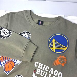 NBA Team Logo Men's Ultra Game Crew Neck Sweatshirt Sand Beige Size Large EUC.